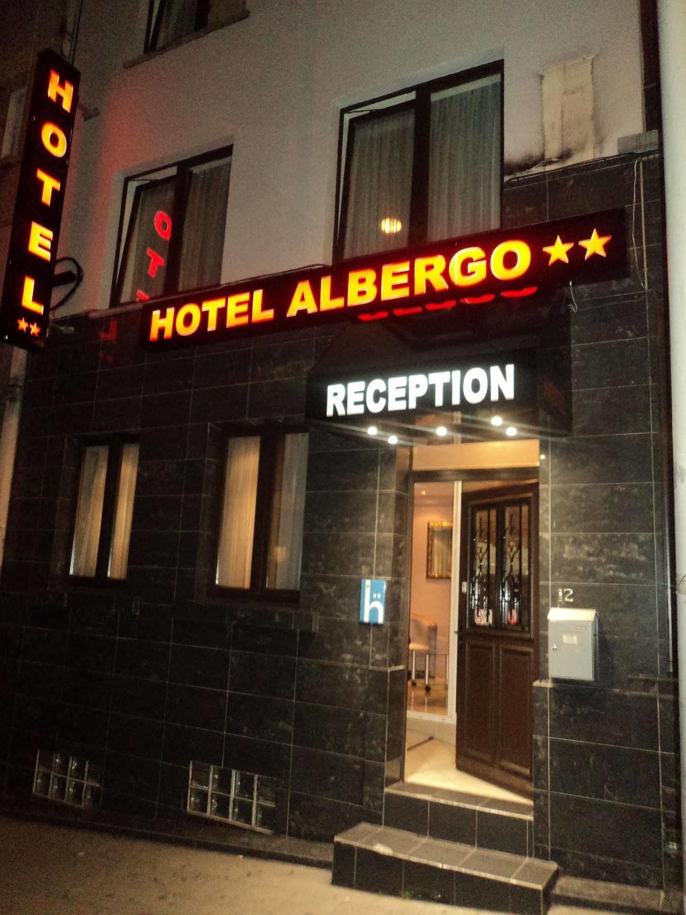 Hotel Albergo Bruksela Zewnętrze zdjęcie